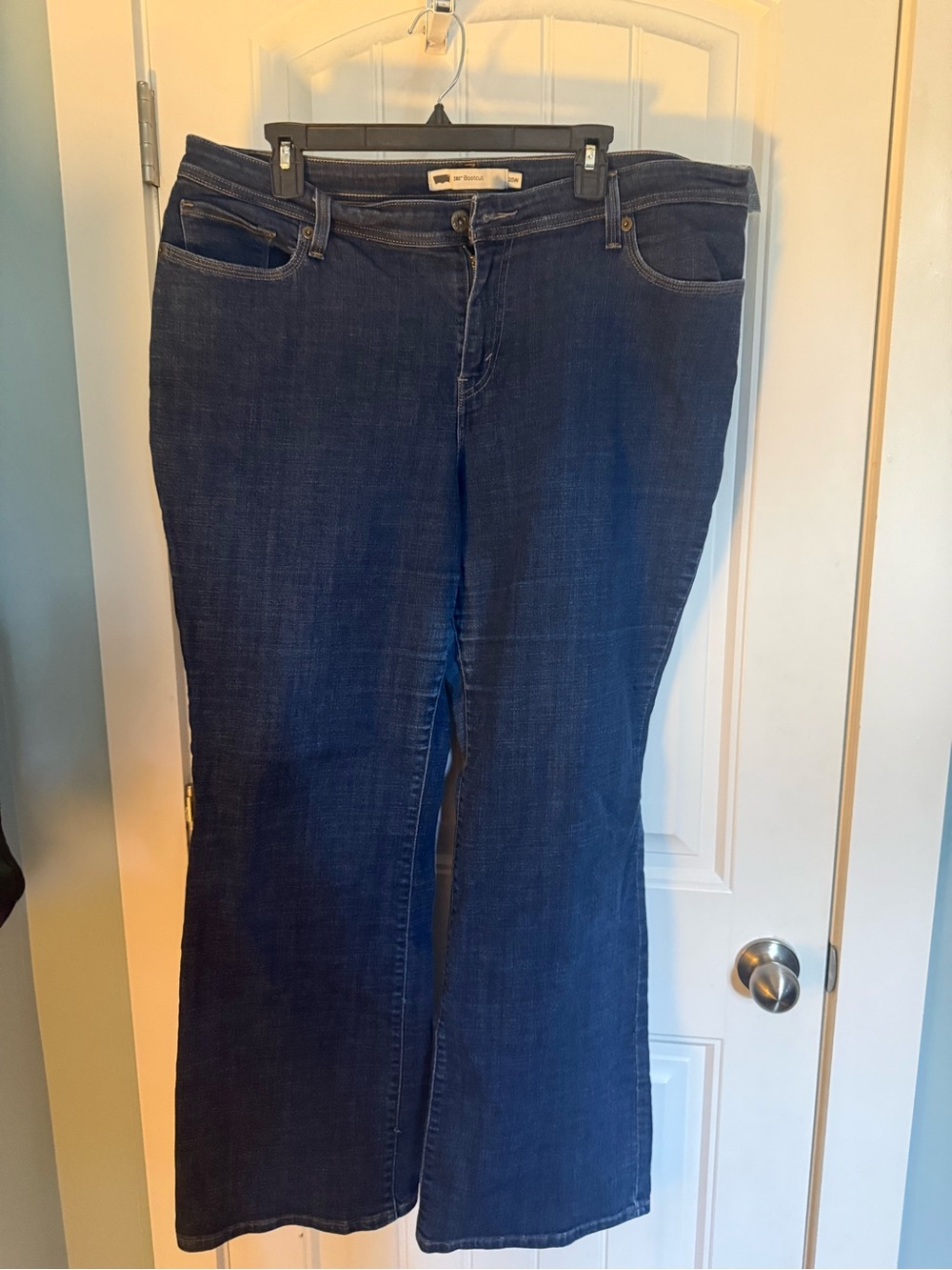 Dark Blue Women's Levi’s Bootcut Jeans